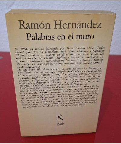 PALABRAS EN EL MURO - HERNÁNDEZ, R.